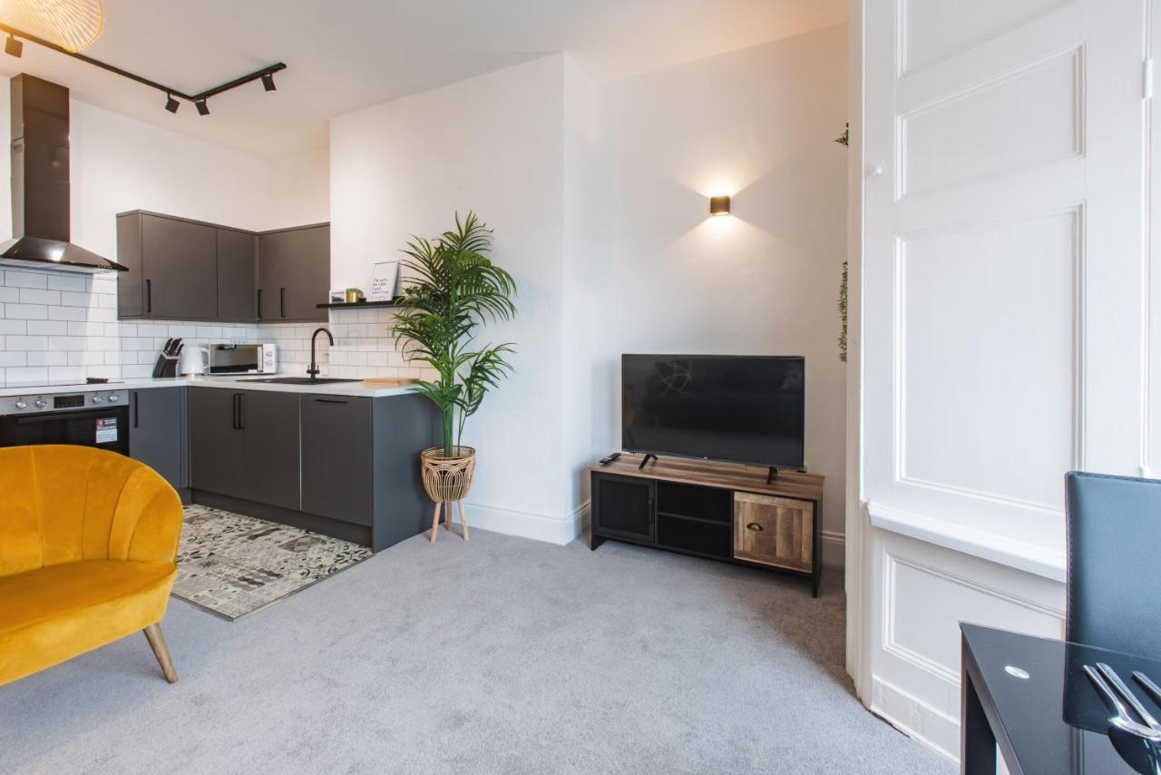 5 Roker Terrace - Seaview