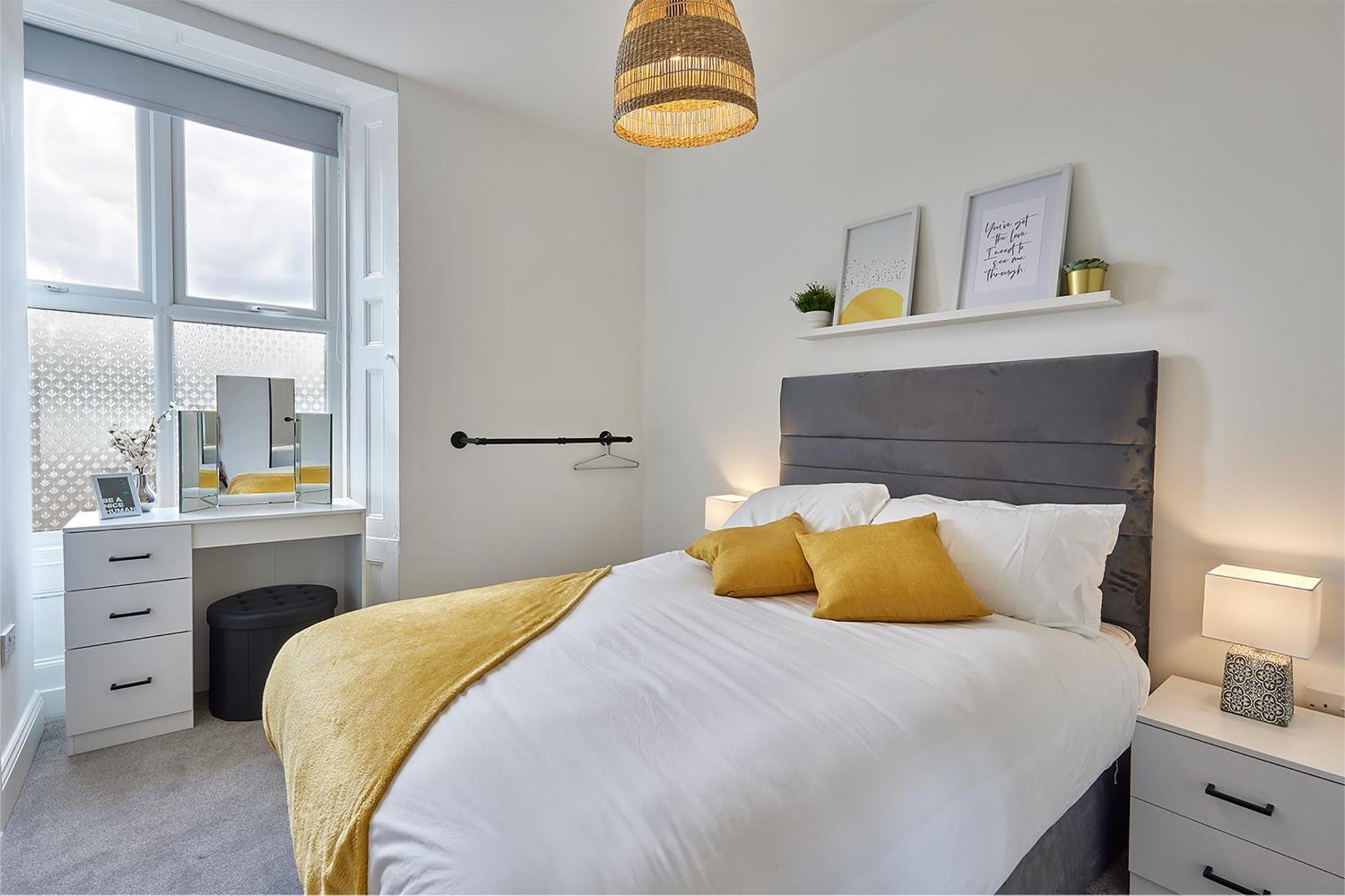 5 Roker Terrace - Seaview * Sunderland (Tyne and Wear)